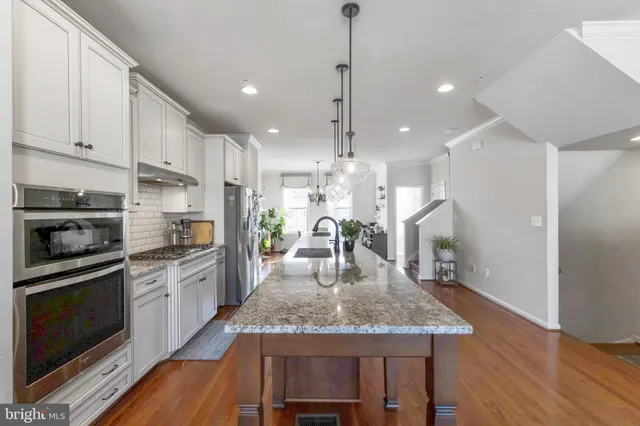 $3,400 | 13707 Petrel Street, Clarksburg, MD 20871