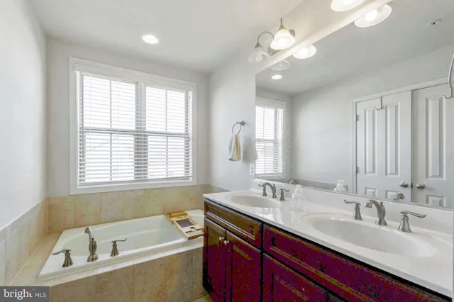 $3,400 | 13707 Petrel Street, Clarksburg, MD 20871