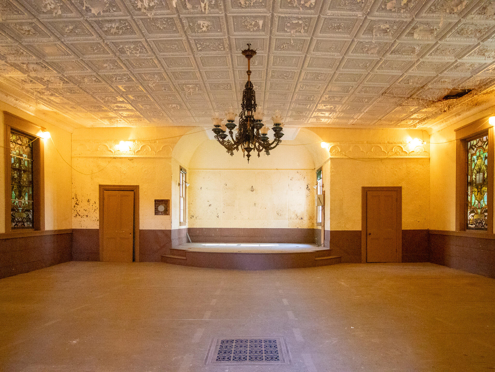 807 Alewive Road Kennebunk, ME 04043 - Photo 17 of 34 Beautiful tin ceiling
