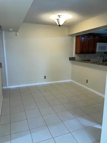 $2,300 | 3757 Victoria Drive, West Palm Beach, FL 33406