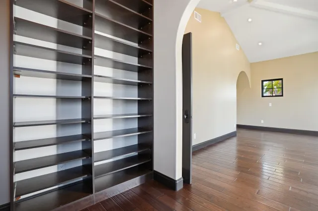 $4,395,000 | 258 H Avenue, Coronado, CA 92118