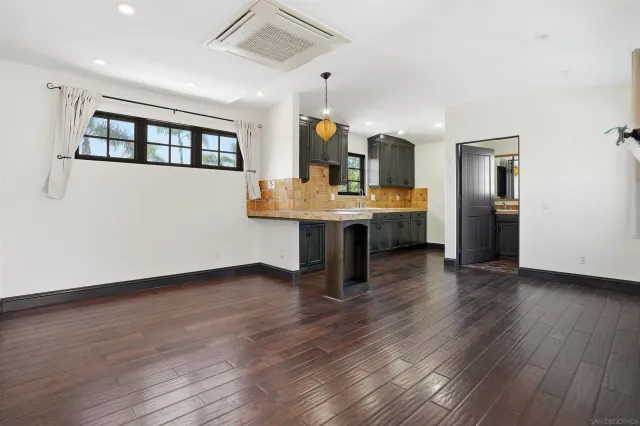 $4,395,000 | 258 H Avenue, Coronado, CA 92118