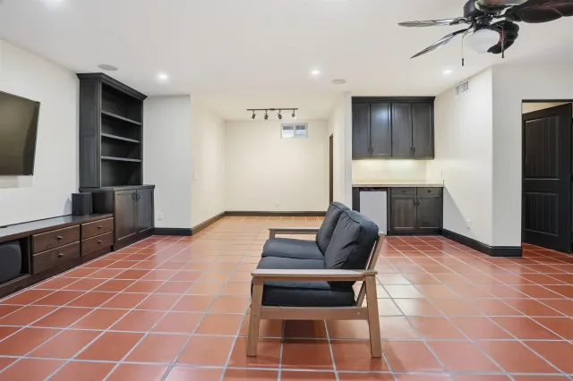 $4,395,000 | 258 H Avenue, Coronado, CA 92118