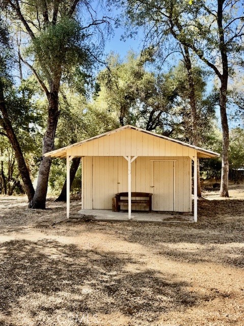 3589 Quail Ridge Drive Mariposa, CA 95338 - Photo 35 of 36 a view of a house with a yard
