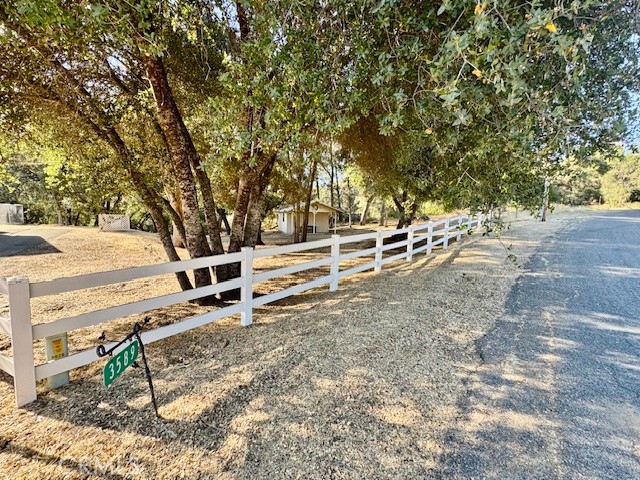 3589 Quail Ridge Drive Mariposa, CA 95338 - Photo 5 of 36 a view of an outdoor space with seating area