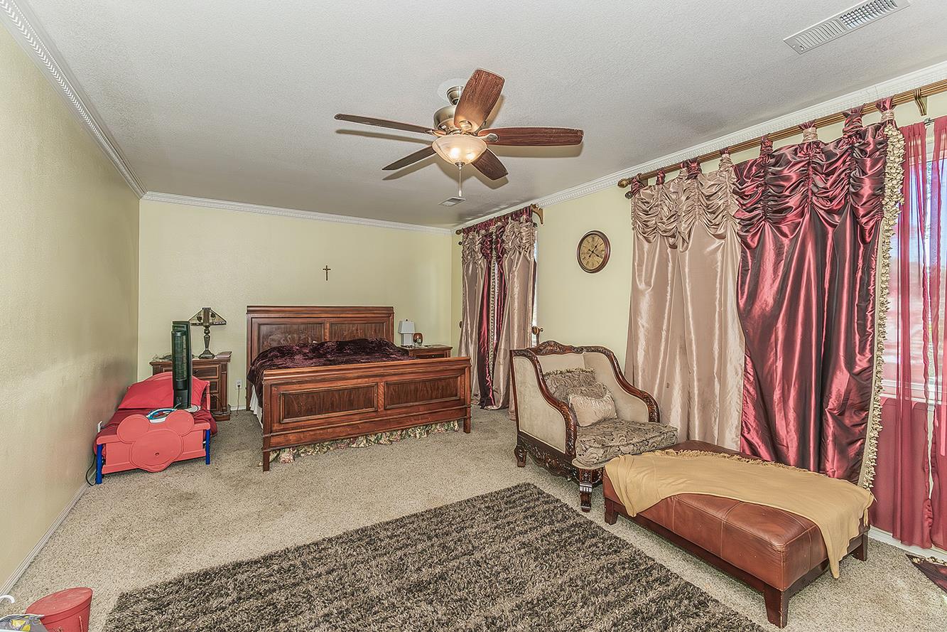 1903 North Sunny Lane Reedley, CA 93654 - Photo 18 of 34