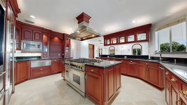 $19,000 | 1131 Stillwater Drive, Miami Beach, FL 33141