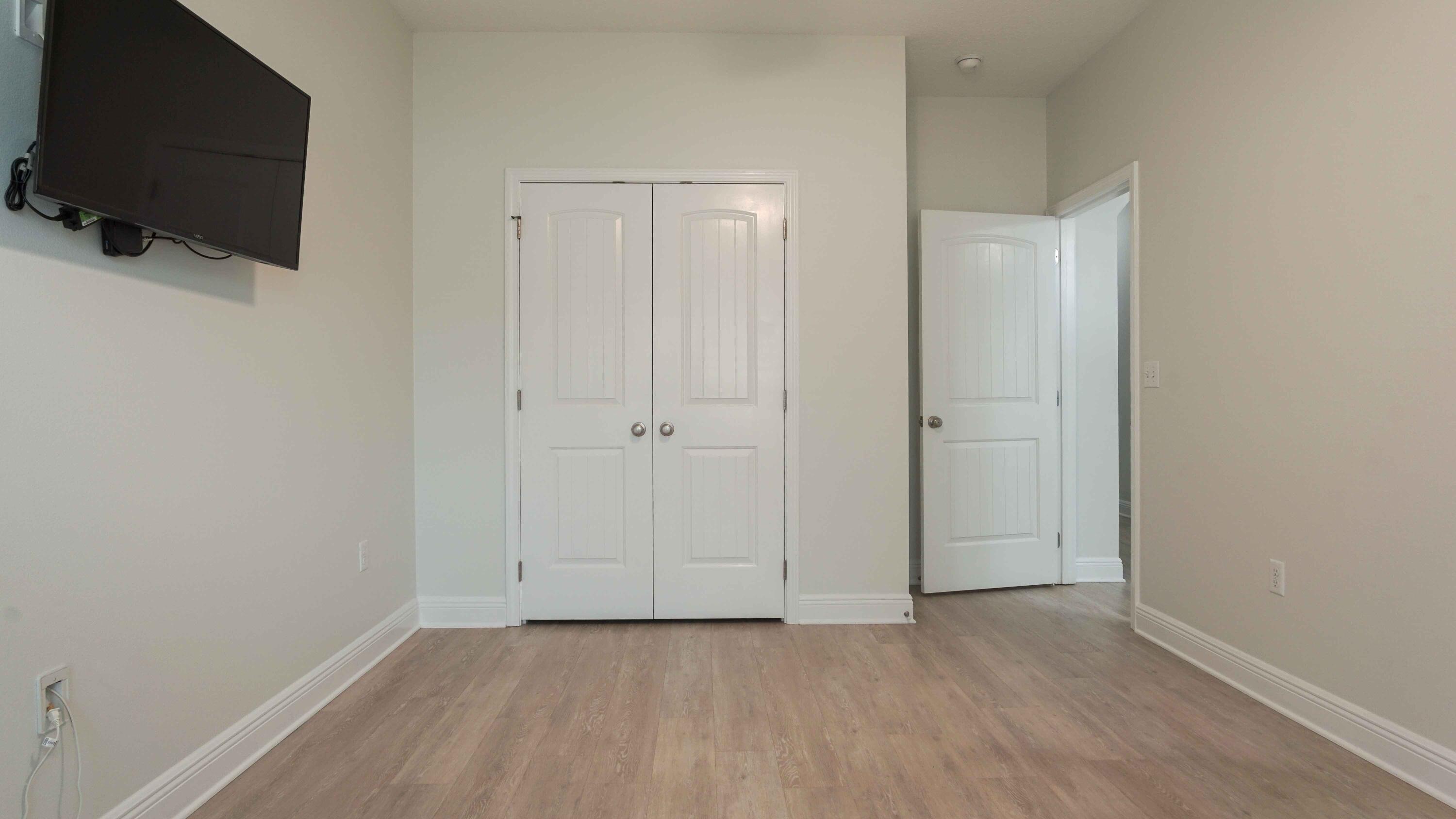 318 Mango Lane Freeport, FL 32439 - Photo 13 of 58 DSC03494-2