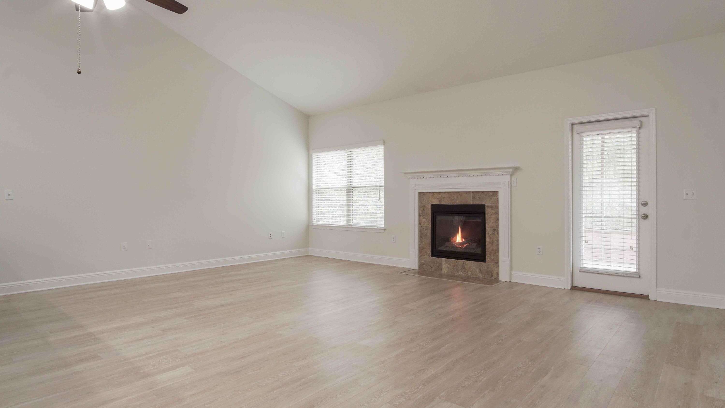 318 Mango Lane Freeport, FL 32439 - Photo 9 of 58 DSC03539