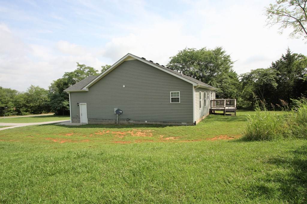 524 Perry Martin Road Woodburn, KY 42170 - Photo 8 of 33 Gallery Image 8