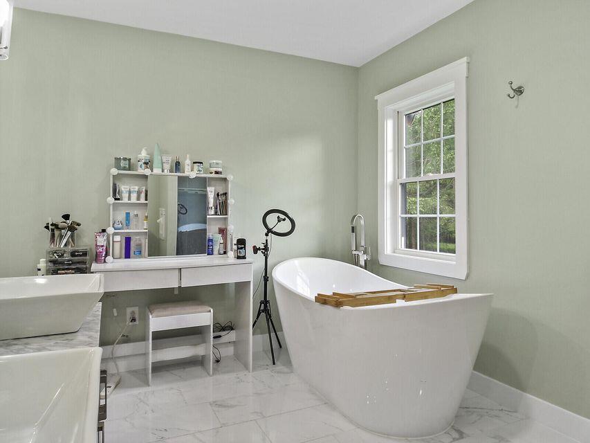 218 South Reynolds Road Winslow, ME 04901 - Photo 10 of 74 21