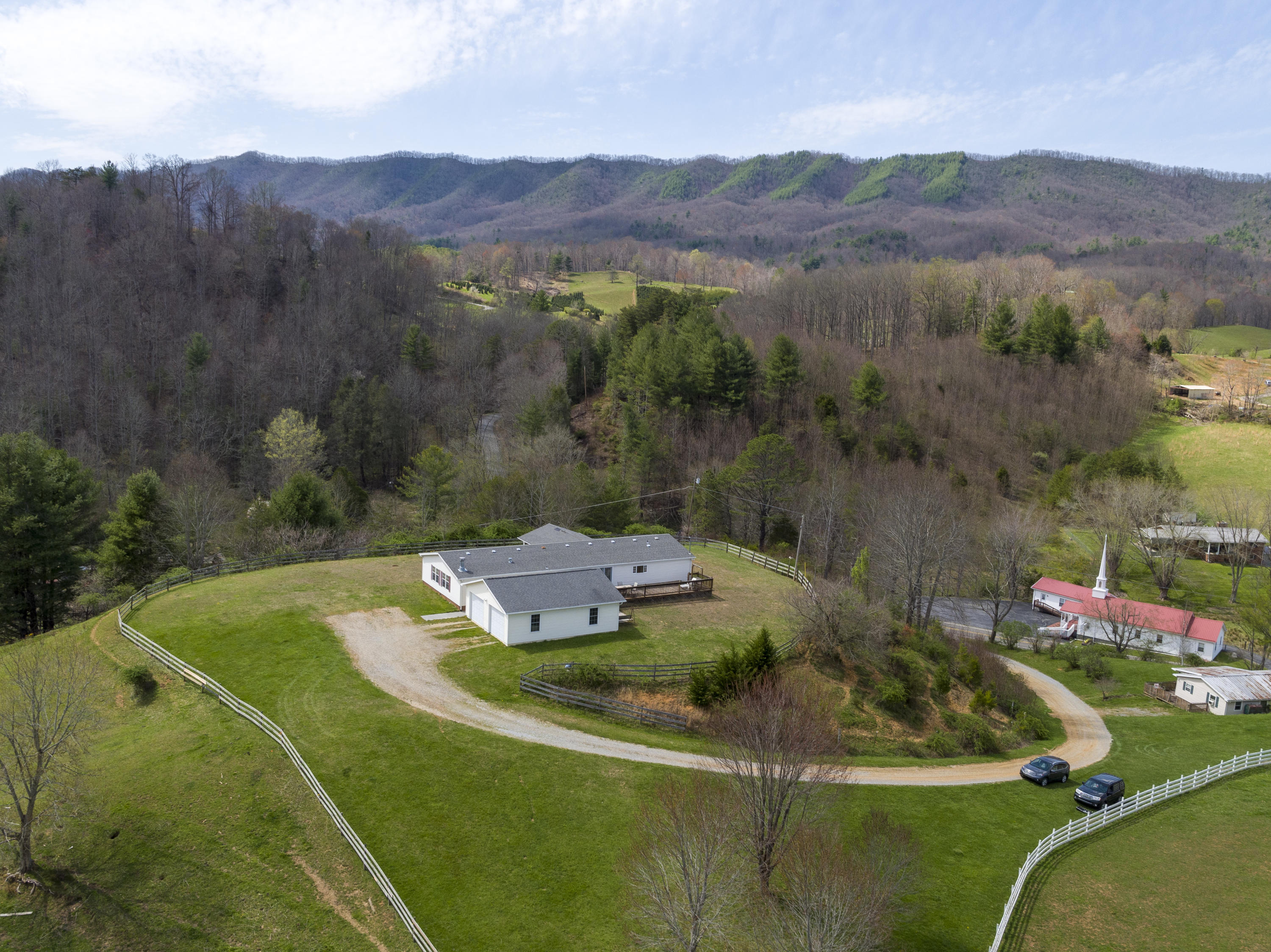 5924 Simerly Creek Road Hampton, TN 37658 - Photo 9 of 56 SimAerials--9