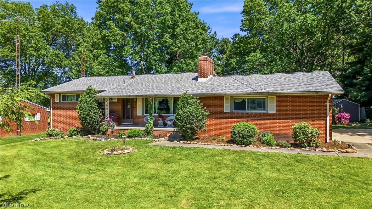 6127 Columbus Road Northeast Louisville, OH 44641 - Photo 1 of 49 Front of your new home!