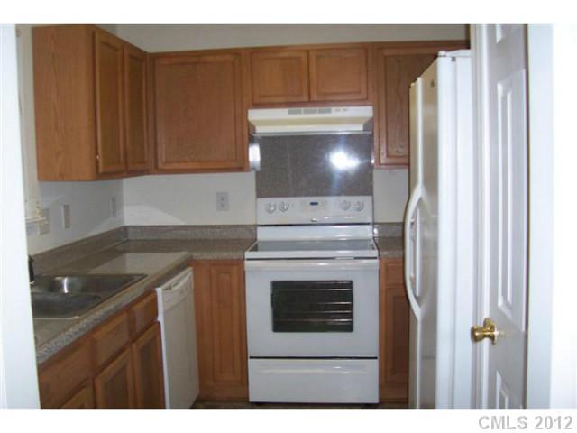 3531 Lake Road Charlotte, NC 28269 - Photo 5 of 8