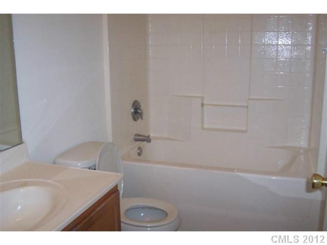 3531 Lake Road Charlotte, NC 28269 - Photo 8 of 8