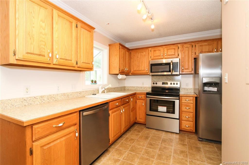 2001 Hilltop Road, Unit 171 Rock Hill, SC 29732 - Photo 13 of 31 Gallery Image 13