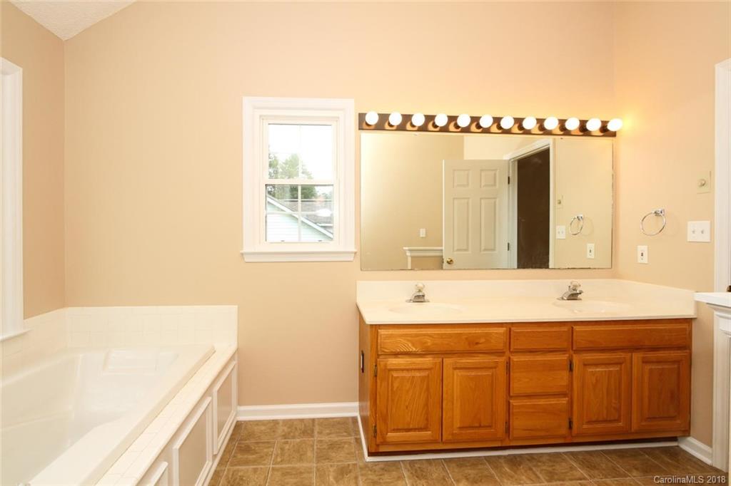 2001 Hilltop Road, Unit 171 Rock Hill, SC 29732 - Photo 21 of 31 Gallery Image 21
