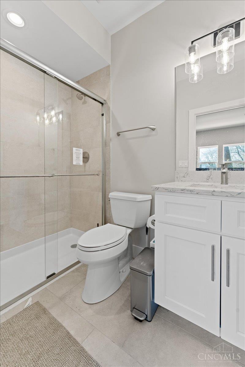 3906 Edwards Road, Unit B Cincinnati, OH 45209 - Photo 28 of 47