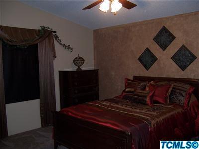3250 North Anderson Road Exeter, CA 93221 - Photo 26 of 29 DW- Guest bedroom