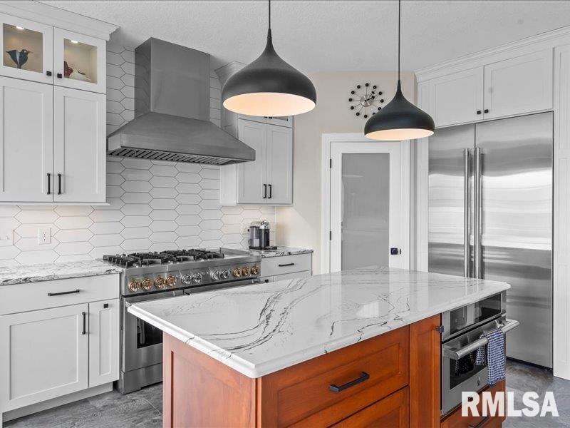 5498 Hugo Road Bettendorf, IA 52722 - Photo 13 of 40 Gallery Image 13