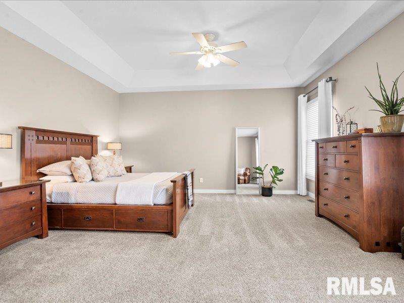 5498 Hugo Road Bettendorf, IA 52722 - Photo 15 of 40 Gallery Image 15