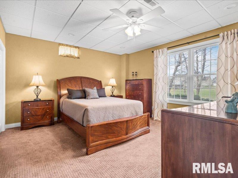 5498 Hugo Road Bettendorf, IA 52722 - Photo 32 of 40 Gallery Image 32