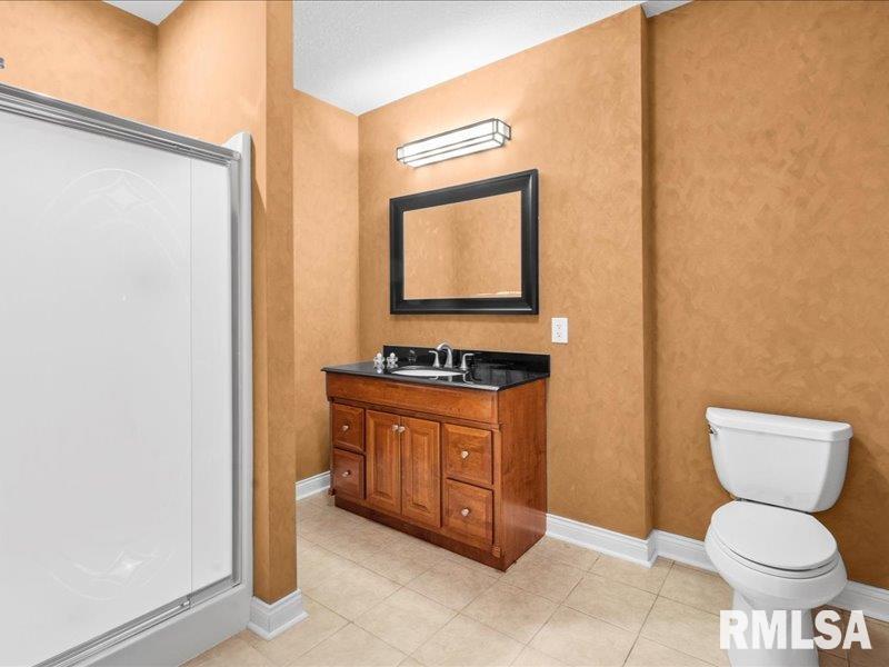 5498 Hugo Road Bettendorf, IA 52722 - Photo 34 of 40 Gallery Image 34