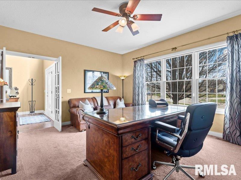 5498 Hugo Road Bettendorf, IA 52722 - Photo 5 of 40 Gallery Image 5