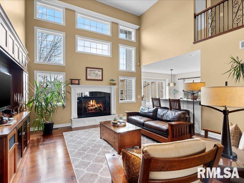 5498 Hugo Road Bettendorf, IA 52722 - Photo 8 of 40 Gallery Image 8