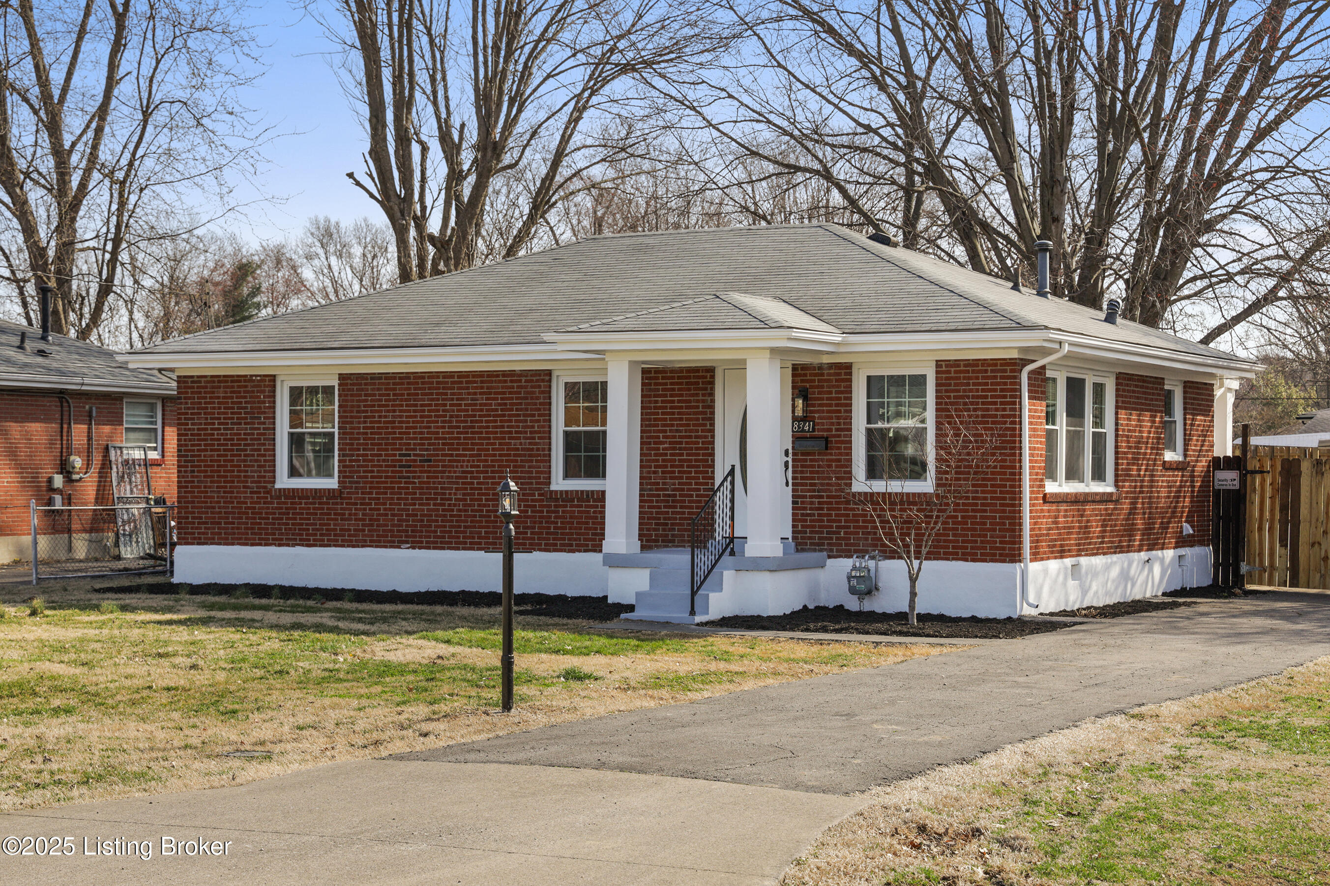 8341 Virginia Road Louisville, KY 40258 - Photo 2 of 29 EOSR3765