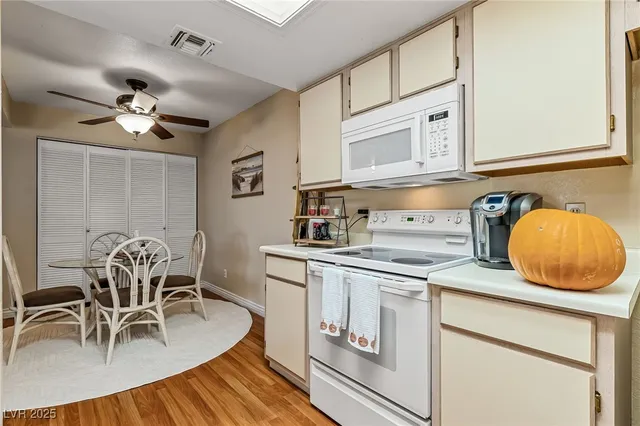 $158,000 | 3550 Bay Sands Drive, Unit 2048, Laughlin, NV 89029