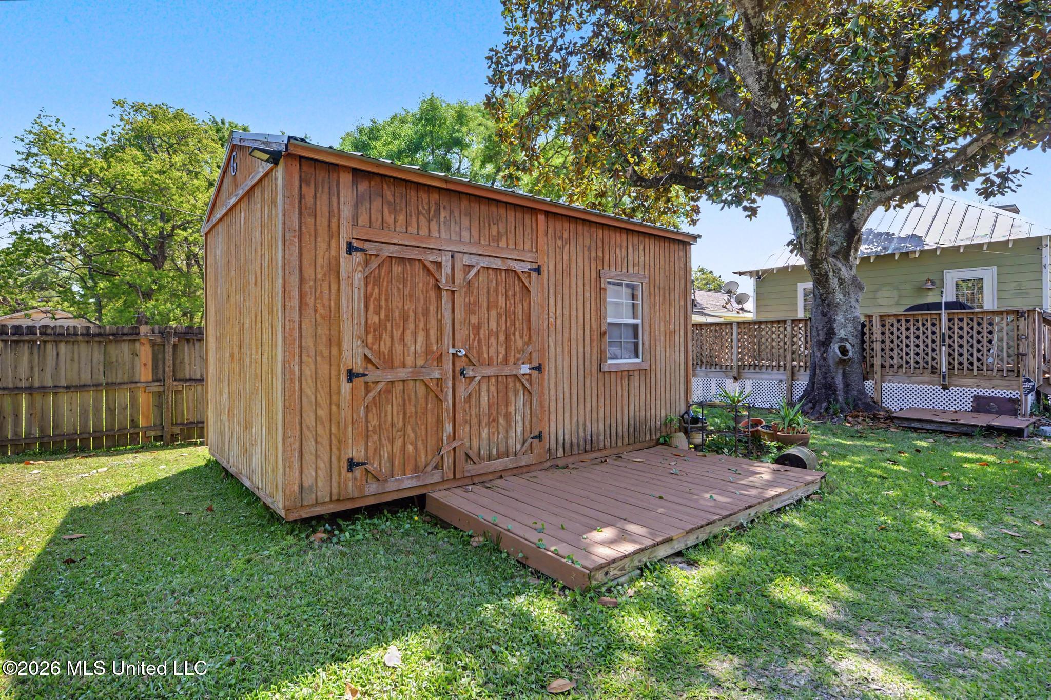 1220 33rd Avenue Gulfport, MS 39501 - Photo 19 of 28 019