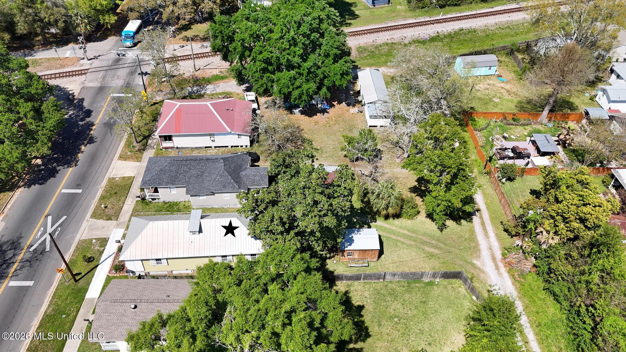 1220 33rd Avenue Gulfport, MS 39501 - Photo 26 of 28 026