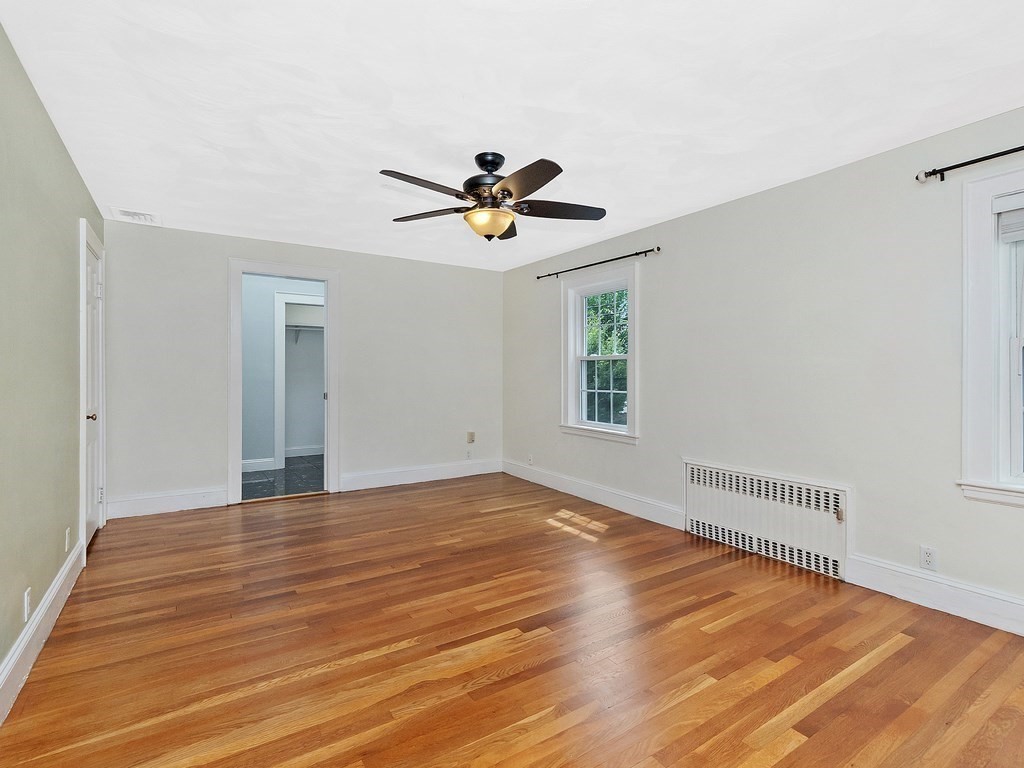 347 Russett Road Brookline, MA 02467 - Photo 16 of 35 Gallery Image 16