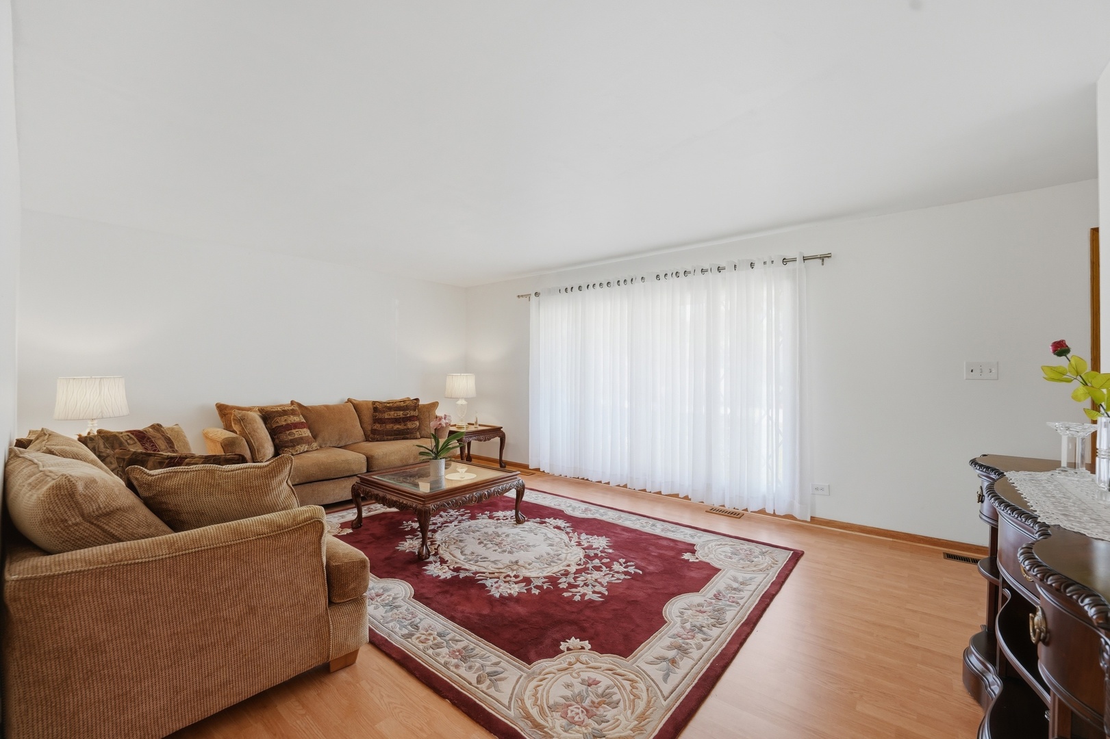 213 Edgeware Road Elk Grove Village, IL 60007 - Photo 11 of 48
