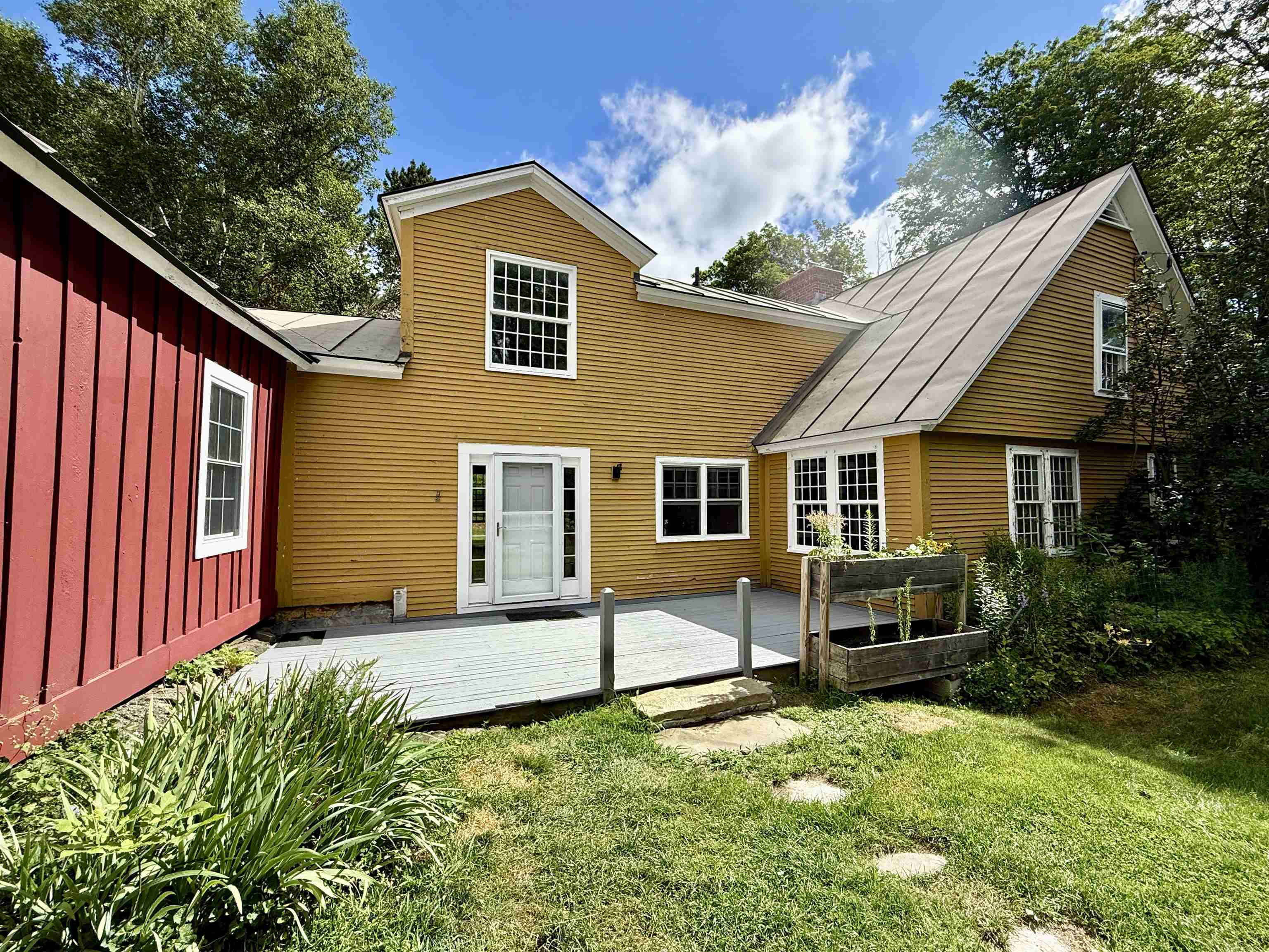 1782 Randall Road Woodstock, VT 05091 - Photo 2 of 37