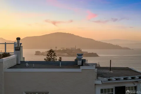 $2,995,000 | 1127 Greenwich Street, San Francisco, CA 94109