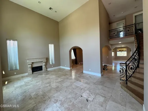 a view of a livingroom with a fireplace