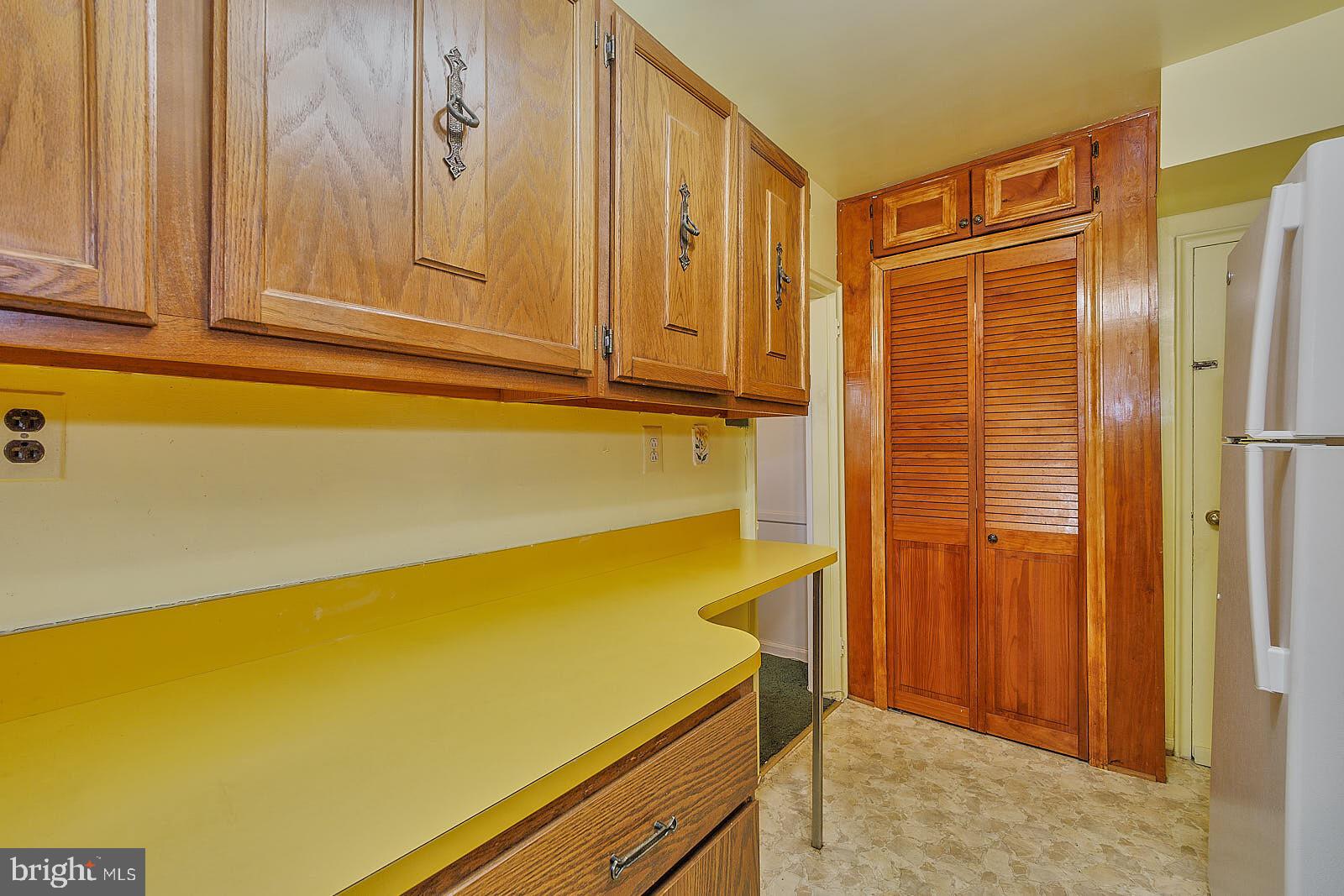 5562 Channing Road Baltimore, MD 21229 - Photo 13 of 43