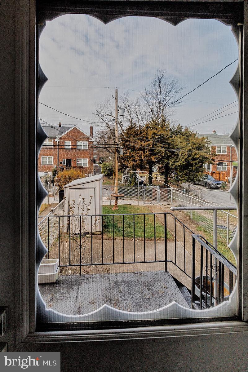 5562 Channing Road Baltimore, MD 21229 - Photo 17 of 43