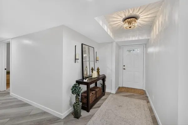 $725,000 | 19149 Southeast Sea Turtle Court, Unit 105, Jupiter, FL 33469