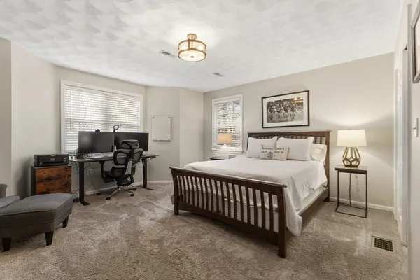 $795,000 | 12 Congress Street, Salisbury, MA 01952