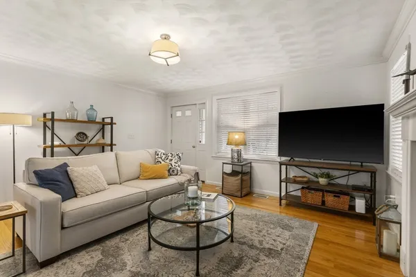 $795,000 | 12 Congress Street, Salisbury, MA 01952