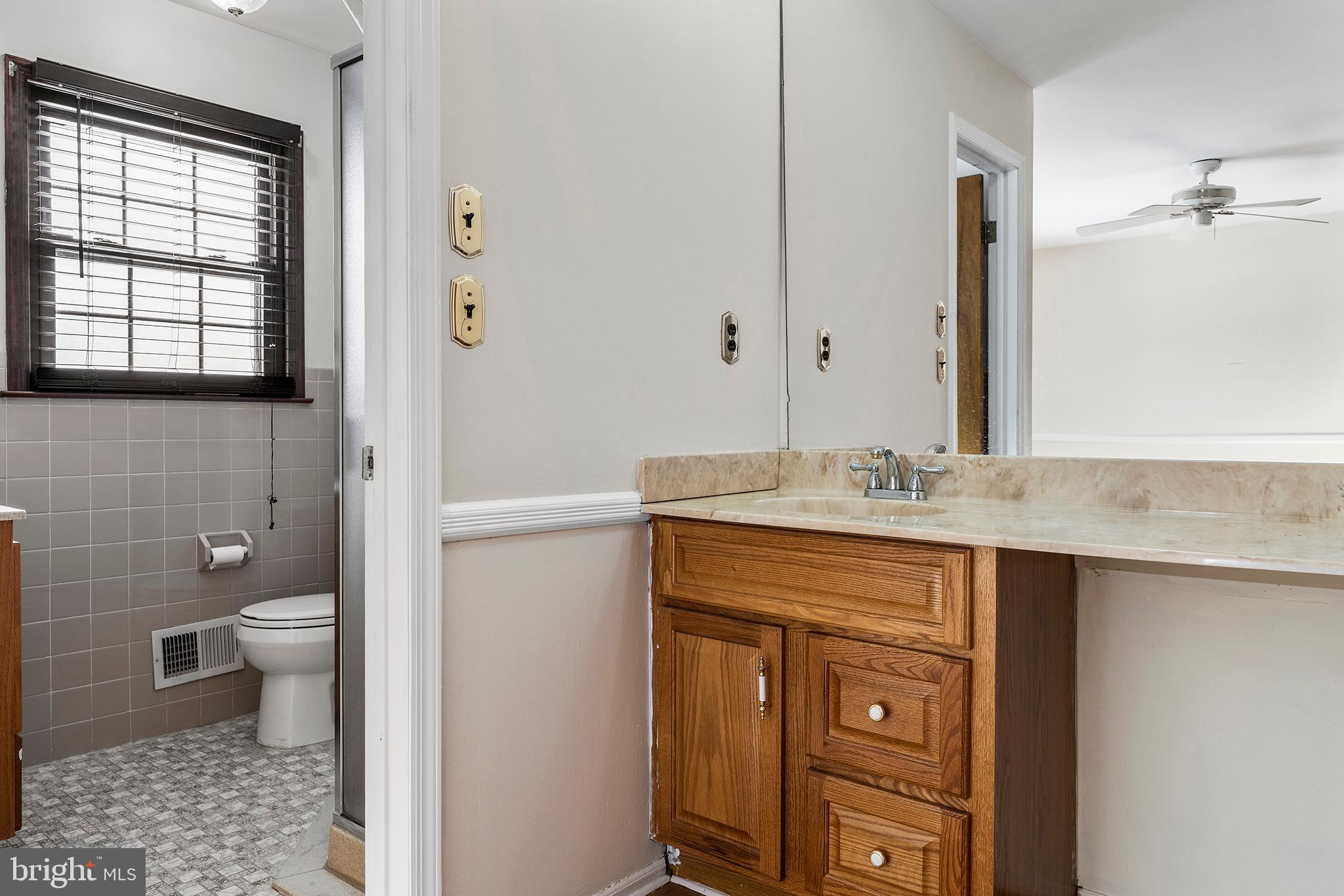 916 Edinburg Road Hamilton, NJ 08690 - Photo 19 of 28