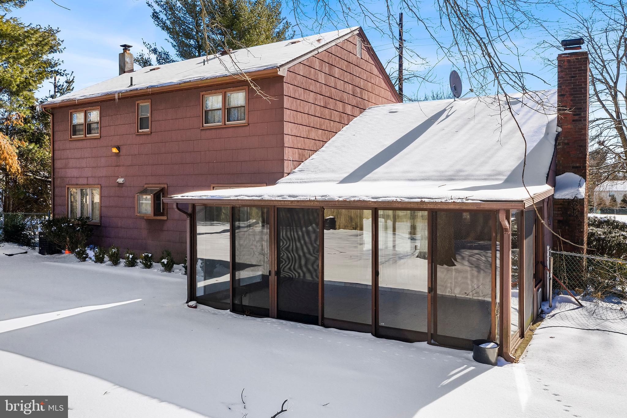 916 Edinburg Road Hamilton, NJ 08690 - Photo 4 of 28