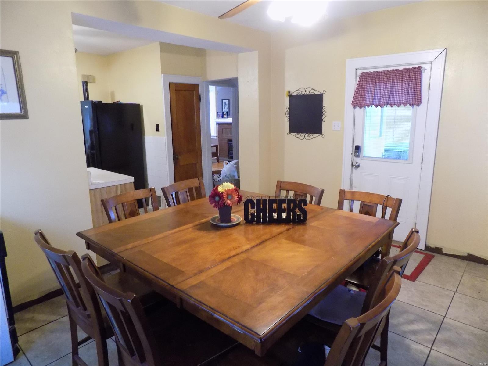 4939 Heege Road St. Louis, MO 63123 - Photo 4 of 33 Gallery Image 4