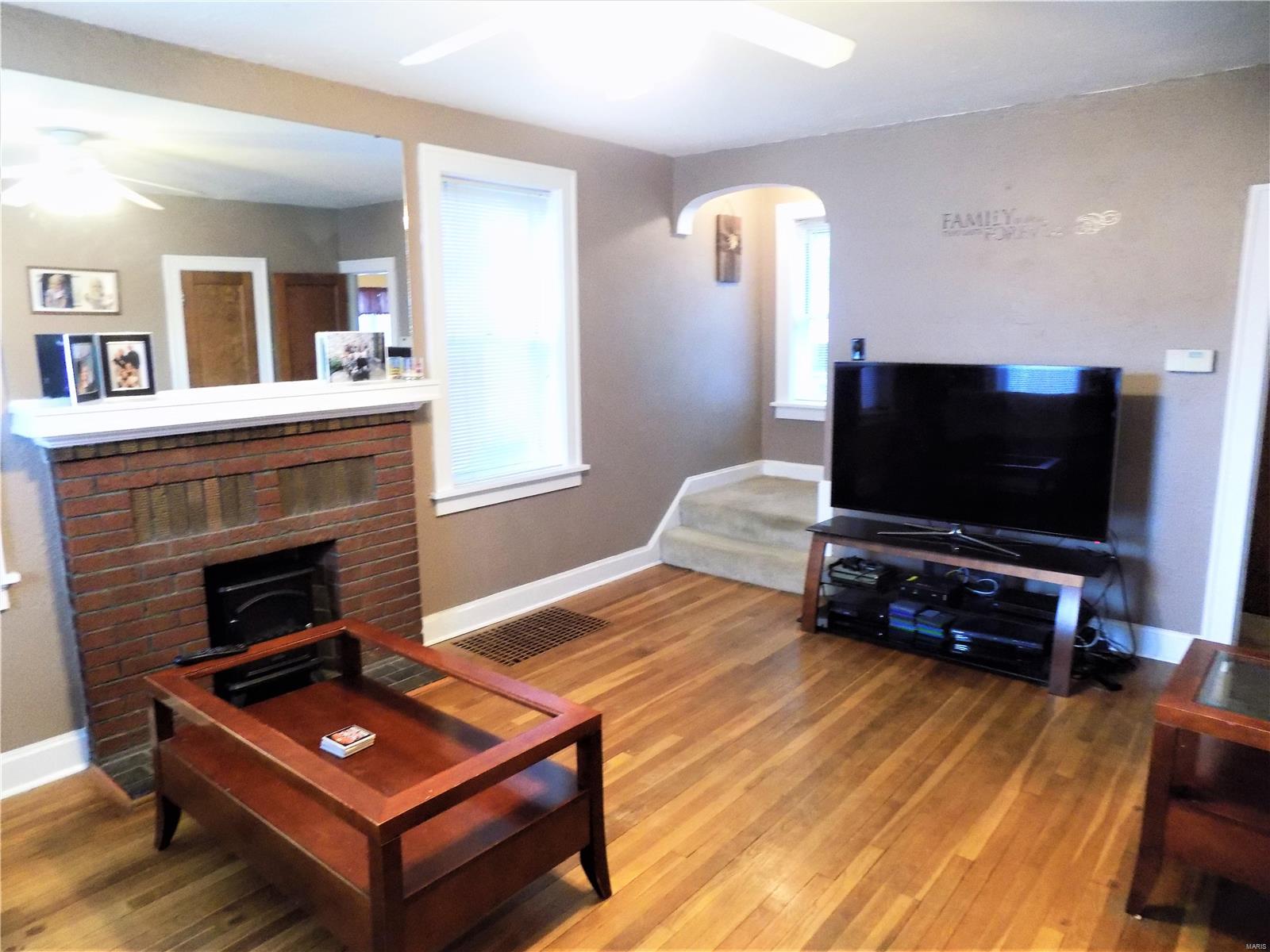 4939 Heege Road St. Louis, MO 63123 - Photo 9 of 33 Gallery Image 9