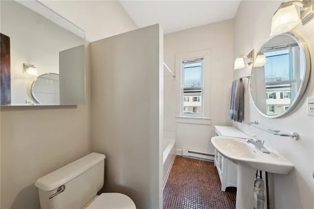 $1,275 | 1108 Lake Avenue, Rochester, NY 14613