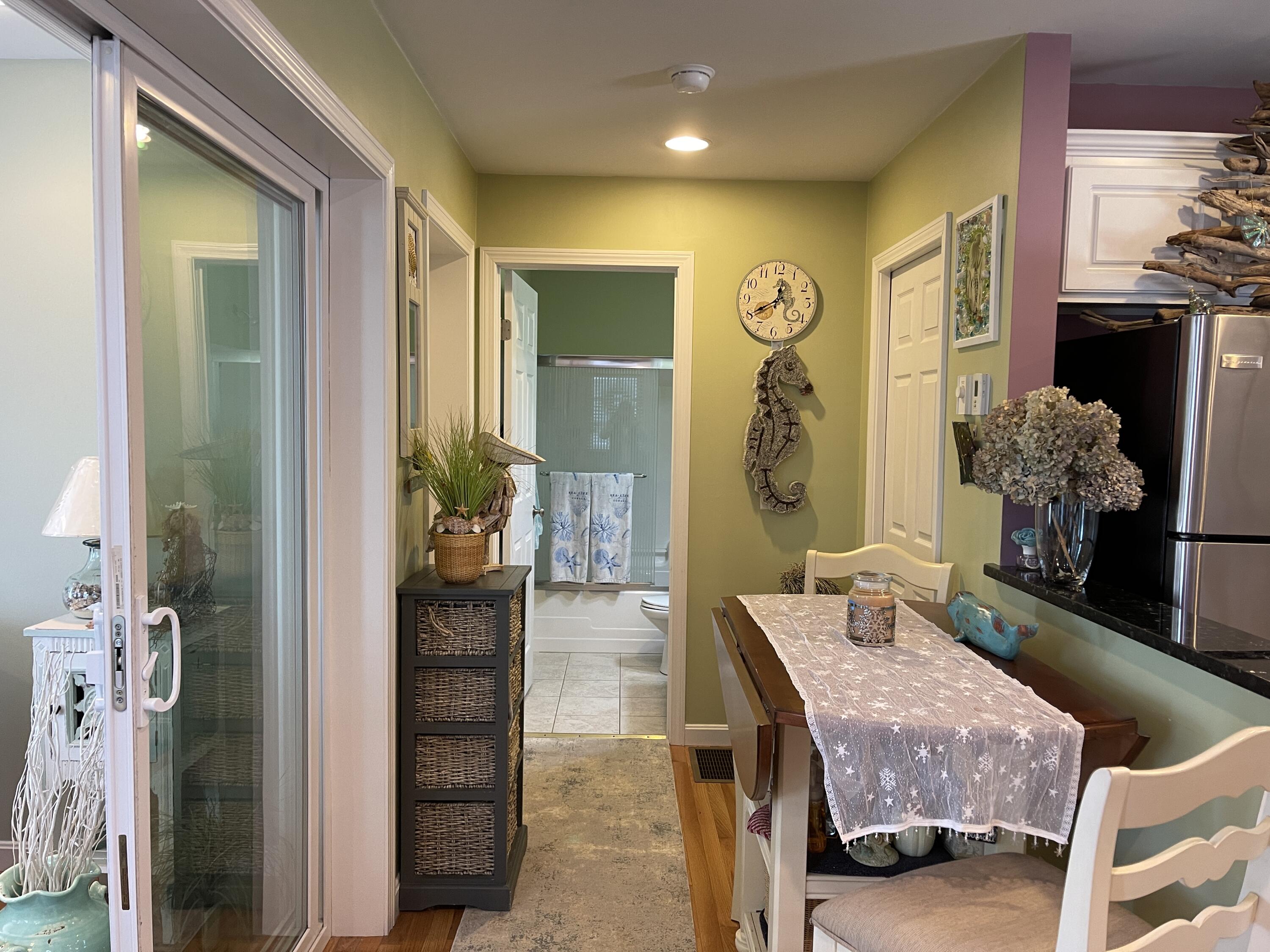 412 Post Road, Unit D2 Wells, ME 04090 - Photo 8 of 27 8. Hall