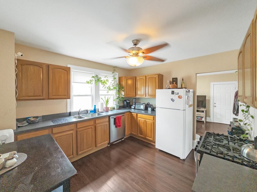 24 Annafran Street, Unit 2 Boston, MA 02136 - Photo 4 of 22